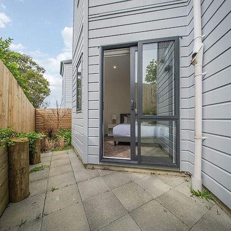 West Harbour Modern 4-Bedroom Retreat Auckland Exteriér fotografie
