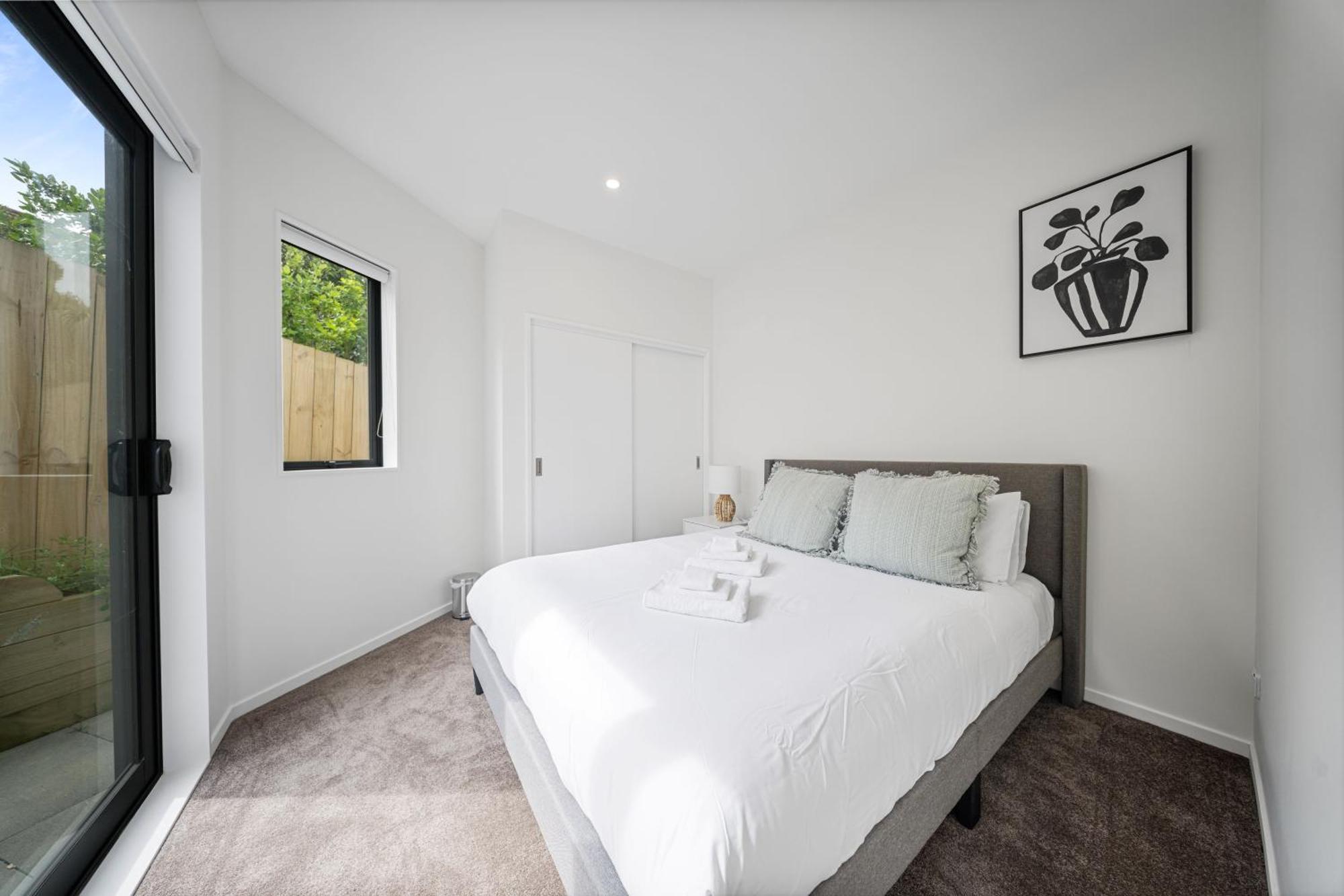 West Harbour Modern 4-Bedroom Retreat Auckland Exteriér fotografie